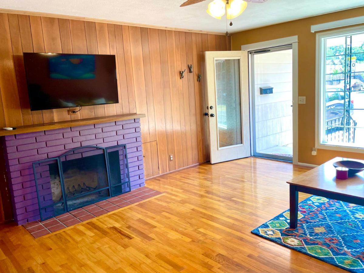 Colorful 50'S Ranch In The Heart Of Eugene Βίλα Εξωτερικό φωτογραφία