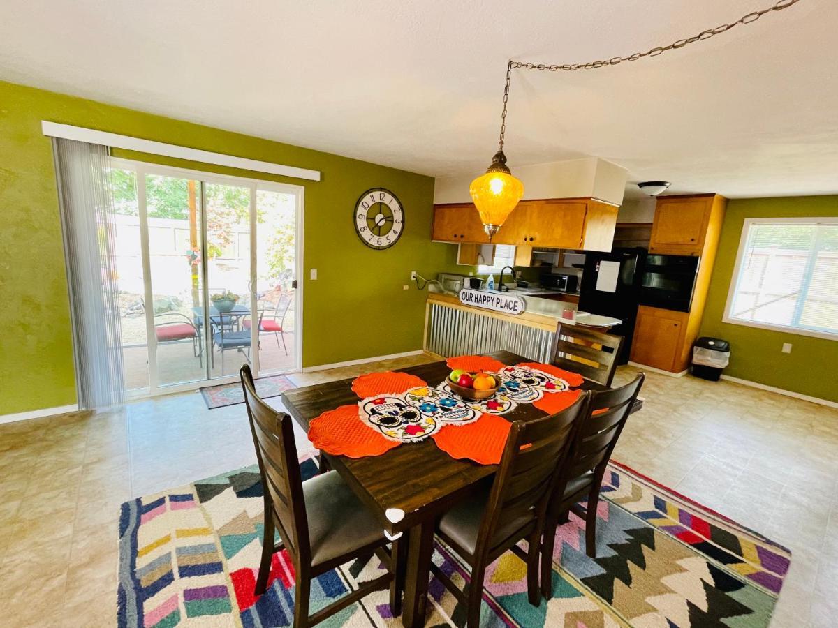 Colorful 50'S Ranch In The Heart Of Eugene Βίλα Εξωτερικό φωτογραφία