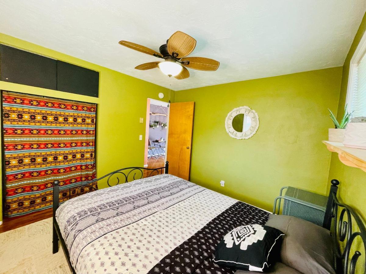 Colorful 50'S Ranch In The Heart Of Eugene Βίλα Εξωτερικό φωτογραφία