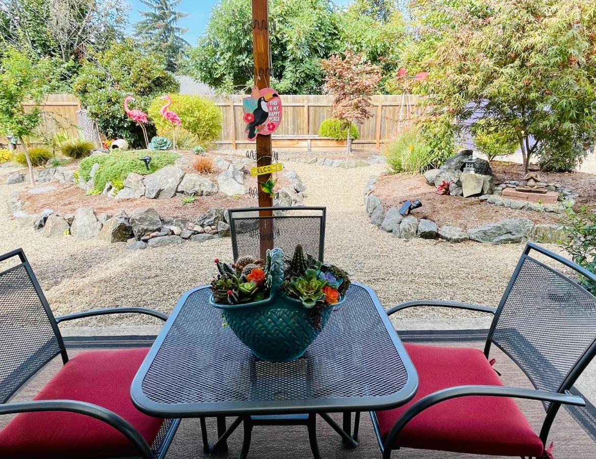Colorful 50'S Ranch In The Heart Of Eugene Βίλα Εξωτερικό φωτογραφία