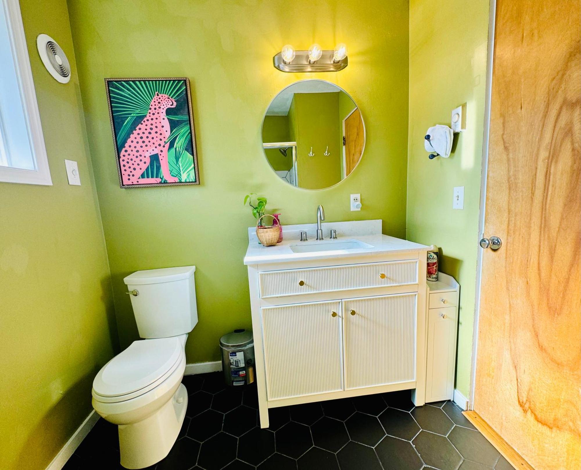 Colorful 50'S Ranch In The Heart Of Eugene Βίλα Εξωτερικό φωτογραφία